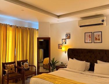 Deluxe Double Room with Balcony
