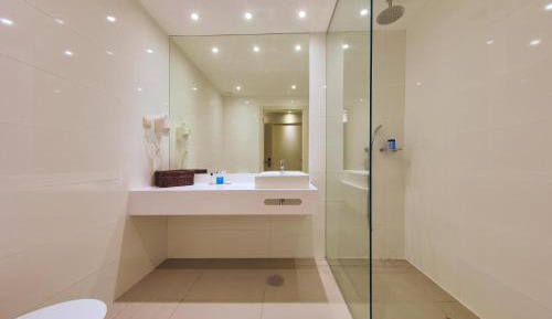 Deluxe Double or Twin Room - Adults Only