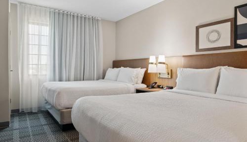 One-Bedroom Suite with Two Queen Beds