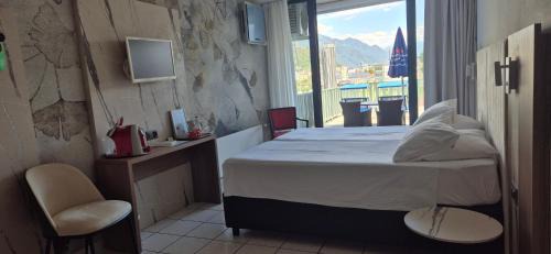Standard Double or Twin Room with Garden View