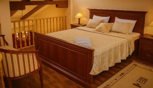 Superior King Room