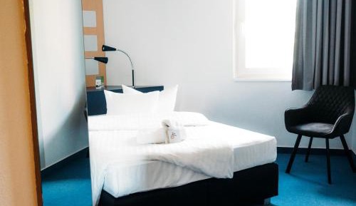 Single Room - Non-Smoking