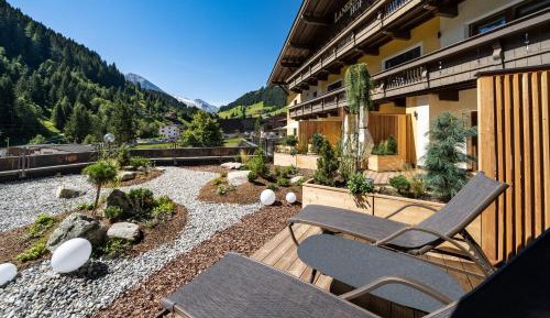 Studio with Terrace