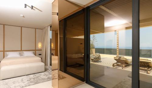 Junior Suite Sea View with Outdoor Jetted Tub