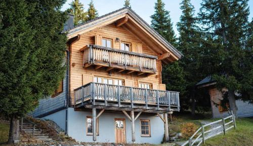 Three-Bedroom Vacation Home 