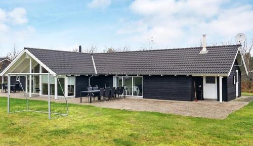 Six-Bedroom Holiday Home