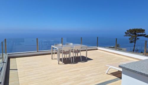 Two-Bedroom Deluxe Apartment with Ocean View