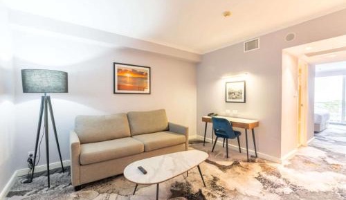 Superior Twin Room with Bayview