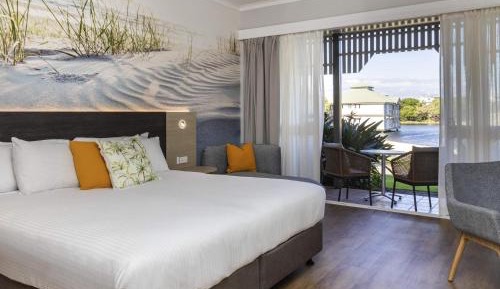 Executive King Room with Lagoon View