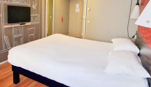 Standard One Double Bed