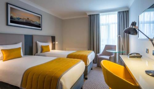 Deluxe Double Double Room