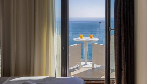 Two-Bedroom Apartment with Sea View