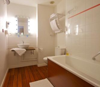 Twin Room with Bath