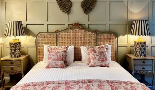 Deluxe King (Carriage House)