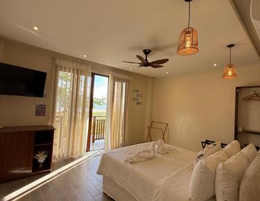 Quadruple Room with Sea View