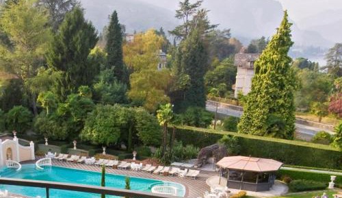 Deluxe Double or Twin Room - Pool or Lake Side Lateral view 