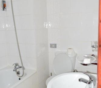 Quadruple Room with Private Bathroom