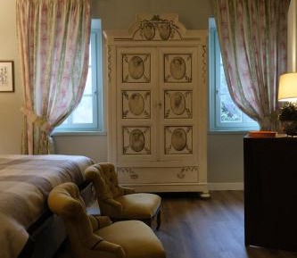 King Room with Garden View