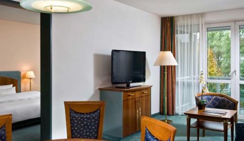 Suite with One Double Bed and Balcony