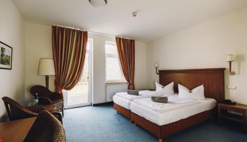 Large Double Room