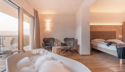 Deluxe Junior Suite