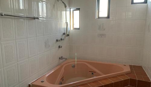 King Suite with Spa Bath