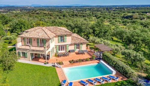 Five-Bedroom Villa