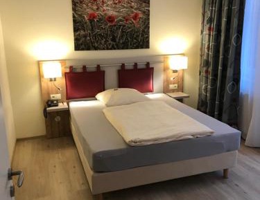 Large Single Room