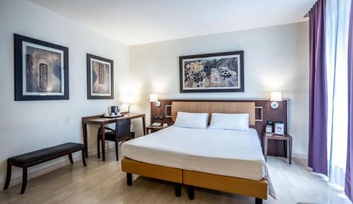 Large Double Room