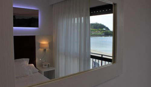 Superior Double or Twin Room with Sea View