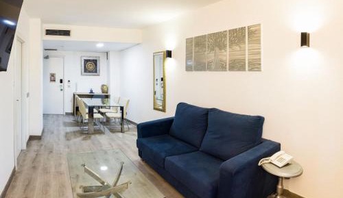 One-Bedroom Junior Suite