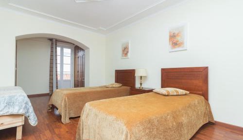 Quadruple Room with Private Bathroom