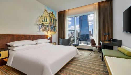 Premier King Room