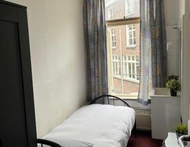 Single Room with Shared Bathroom