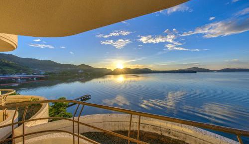 Quadruple Room with Lake View