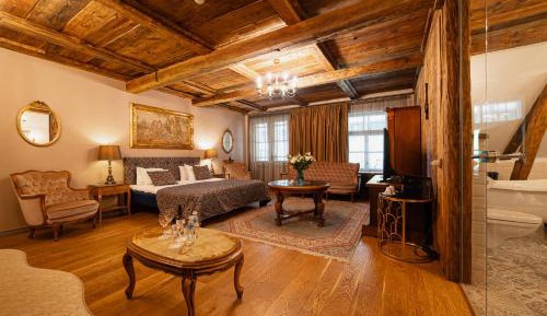 Superior Room with Balcony