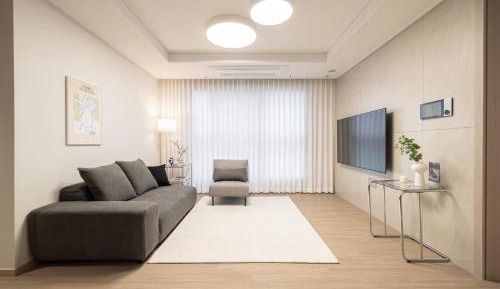 Three-Bedroom Premium Apartment