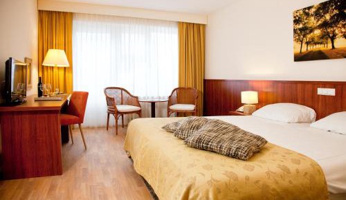Twin Room with Terrace