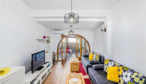 Four-Bedroom Holiday Home