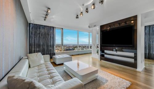 Two-Bedroom Deluxe Apartment