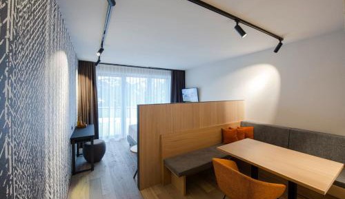 Suite with Mountain View