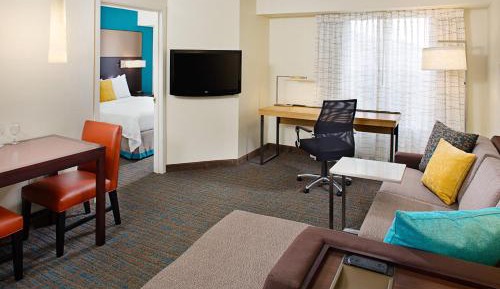 One-Bedroom Suite with Sofa Bed