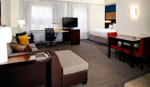 King Studio with Sofa Bed - No Pets Allowed