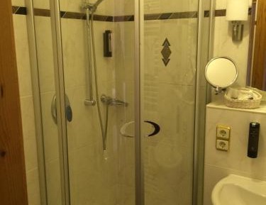 Classic Single Room