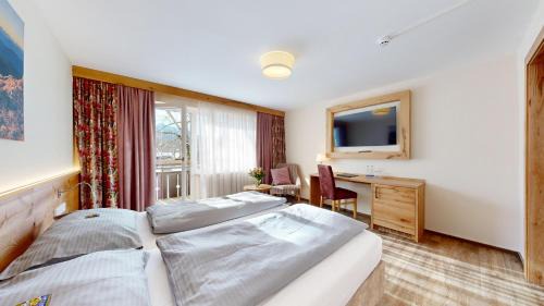Deluxe Double Room with Balcony