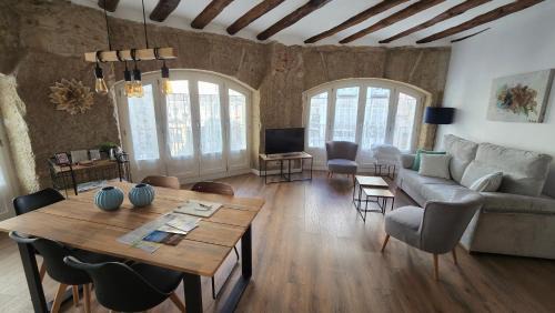 Two-Bedroom Deluxe Apartment