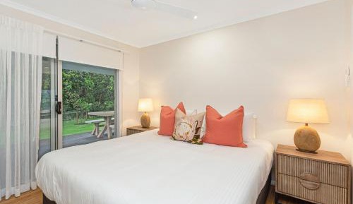 Four-Bedroom Holiday Home - Dog Friendly
