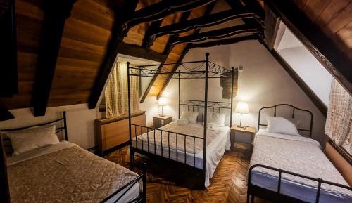Triple Room with Balcony