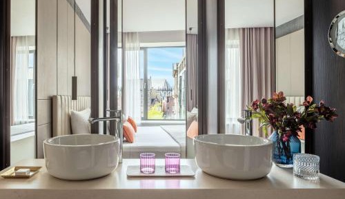 Premium Room with Dam View