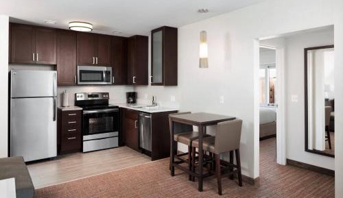 One-Bedroom King Suite with Sofa Bed - Hearing Accessible